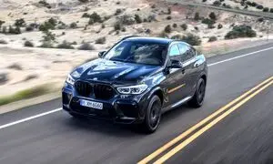 فخرفروشی بی ام و X6 مدل 2023 با ظاهری سیاه و دلربا (ویدیو)