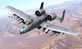 پرواز هواپیمای نظامی آمریکا ؛ کابوس روسیه (ویدیو)