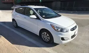 قیمت اجاره روزانه هیوندای اکسنت در دبی 14 شهریور 1401