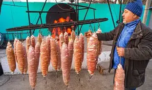 غذاهای خیابانی استانبول که در سفر به ترکیه باید امتحان کنید (ویدیو)