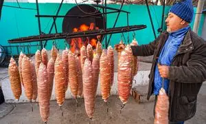 غذاهای خیابانی استانبول که در سفر به ترکیه باید امتحان کنید (ویدیو)