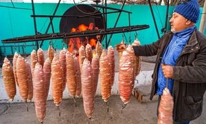 غذاهای خیابانی استانبول که در سفر به ترکیه باید امتحان کنید (ویدیو)