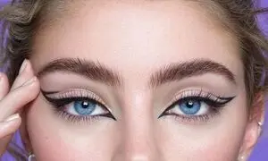 داشتن چشم‌ هایی گیرا فقط با این 3 قلم لوازم آرایش