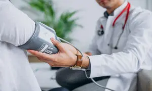 چگونه آزمایش های پزشکی را در خانه انجام دهیم؟