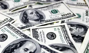 بازار ارزی نیمه تعطیل و کاهش جزئی قیمت دلار 4 مهر 1401