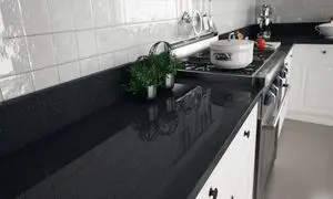چرا سنگ گرانیت مشکی محبوبیت زیادی دارد؟