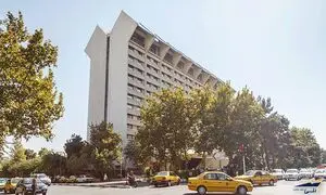هزینه اقامت در هتل لاله تهران 22 شهریور 1401
