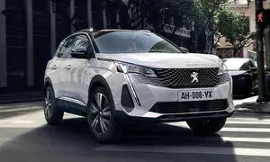 پژو 3008 و پژو 5008 مدل 2023 به موتورهای جدید هیبریدی مجهز می شوند