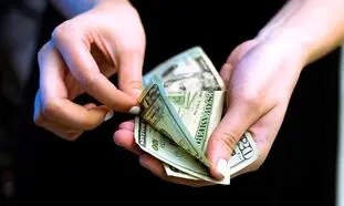 قیمت دلار از مرز حساس 32 هزار و 800 تومانی عبور کرد