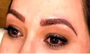 کاشت ابرو و تاثیر آن در زیبایی صورت