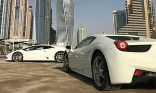 اجاره خودرو در دبی ؛ شهری لوکس با خودروهای رویایی/ قیمت روز 10 آبان