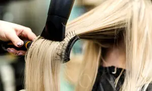 راهکارهایی برای افزایش عمر سشوار و اتوی مو