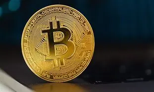 قیمت بیت کوین در آستانه جهشی دیگر است؟/ قیمت روز 15 آبان ماه