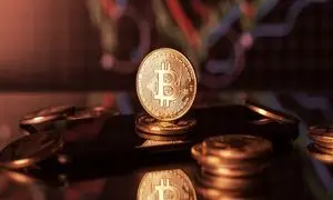 قیمت بیت کوین باز هم در کانال 19 هزار دلاری قرار گرفت/ 17 آبان ماه 1401