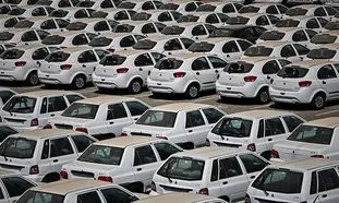 قیمت روز خودرو 8 آذر 1401/ عرضه اتومبیل در بورس کالا موثر است؟