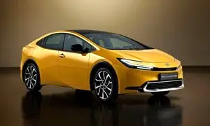 تویوتا پریوس مدل 2023 ؛ یک خودرو خاص برای ایرانی ها (ویدیو)
