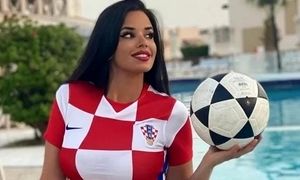 پشت پرده زن کروات که بر جام جهانی سایه انداخته