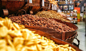 فروش ویژه آجیل شب یلدا حاجی بادومی