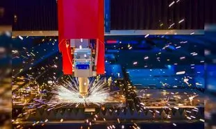 آشنایی با دستگاه برش لیزر و کاربردهای آن