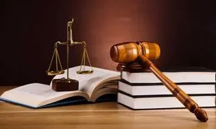 وکیل حقوقی و وکیل کیفری هر کدام چه کارکردهایی دارند؟