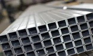 قیمت دلار یا نرخ مواد اولیه؛ کدامیک تاثیر بیشتری بر قیمت پروفیل سبک اصفهان دارد؟