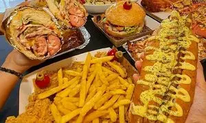 جان اسنک نخستین فرانچایز واقعی در ایران است