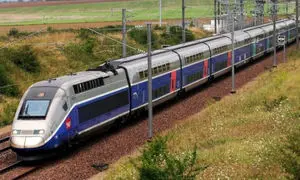 عرضه سهام سودآورترین پروژه ریلی ایران در بورس