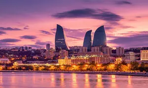 تور نوروز 1402 را در شهر پرزرق‌و‌برق باکو بگذرانید
