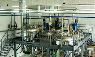 دستگاه میکسر مایعات چیست و در چه صنایعی به کار می‌رود؟