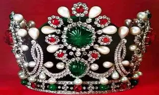 هر آنچه باید درباره تاج ملکه بدانید