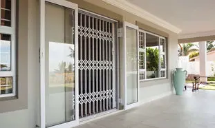 بهترین درب آکاردئونی باید چه ویژگی‌هایی داشته باشد؟/ لیست قیمت درب آکاردئونی