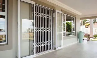 بهترین درب آکاردئونی باید چه ویژگی‌هایی داشته باشد؟/ لیست قیمت درب آکاردئونی