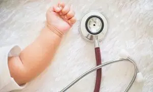 بهترین جراح اطفال کیست و چه ویژگی‌هایی دارد؟