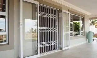 انواع درب آکاردئونی ؛ بهترین حفاظ ضدسرقت منازل و ادارات