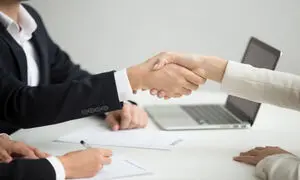 35 تا 40 هزار نفر جذب دولت می‌شوند