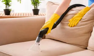 هر آنچه لازم است درباره شستشوی مبل با دستگاه بدانید!