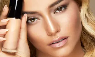 راهنمای کاربردی خرید کرم پودر مناسب برای هر پوست