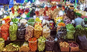 شعبده بازی دلالان با قیمت میوه