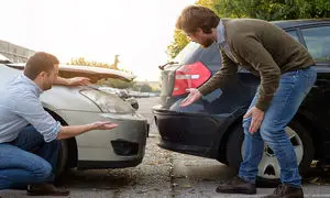 قیمت بیمه بدنه خودرو چگونه محاسبه می شود؟