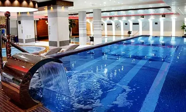 پنج استخر هیجان انگیز تهران با تخفیف 25 درصد