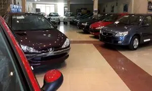 قیمت روز خودرو 3 اسفند 1401/ عرضه اتومبیل های وارداتی در سامانه یکپارچه