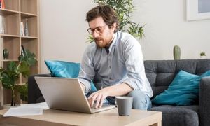 7 شغل دورکاری با حقوق بالای 12 میلیون تومان