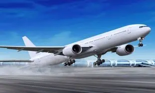 تیک آف خطرناک هواپیمای پهن پیکر بوئینگ (ویدیو)