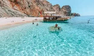 با جذاب ترین سواحل آنتالیا آشنا شوید