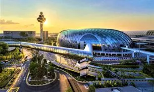 بهترین فرودگاه جهان در سنگاپور + تصاویر