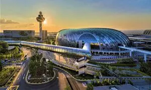 بهترین فرودگاه جهان در سنگاپور + تصاویر