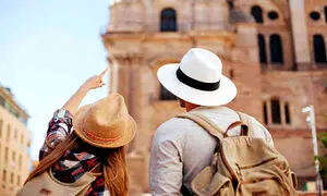تعطیلات عید دبی بریم یا استانبول؟