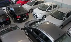 قیمت روز خودرو 19 فروردین 1402/ افزایش جزئی نرخ انواع اتومبیل