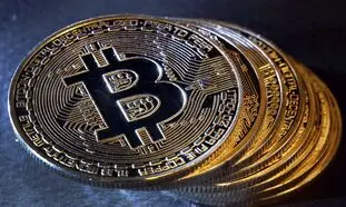 قیمت روز بیت کوین 10 اردیبهشت 1402/ تداوم انباشت رمزارز معروف توسط نهنگ ها