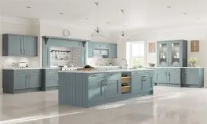 کابینت نئوکلاسیک پوششی بهتر است یا پولیشی؟